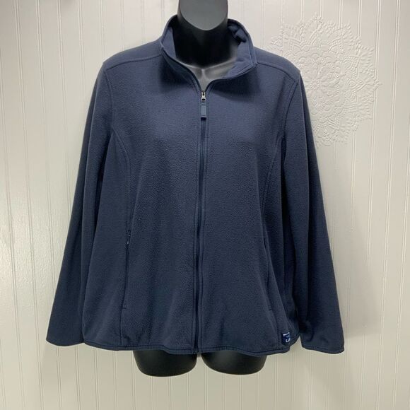 L. L. BEAN Fleece jacket. - Picture 1 of 6